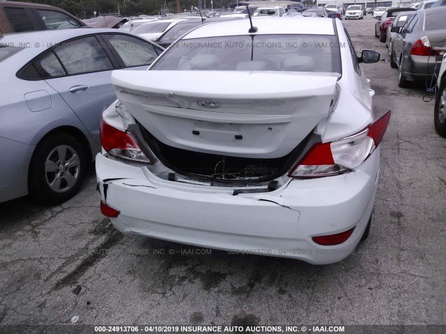 KMHCT4AE3HU373930 - 2017 HYUNDAI ACCENT SE WHITE photo 6