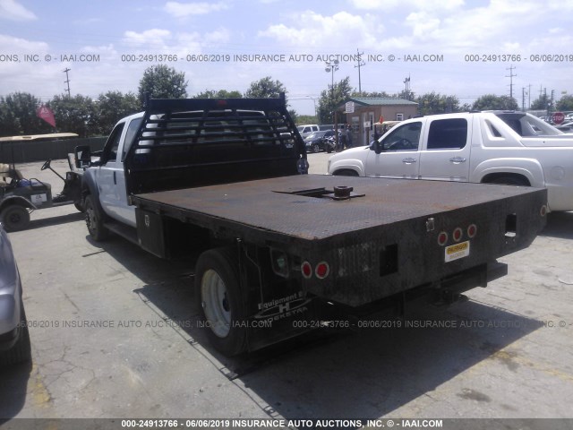 1FD0W5HT2DEA84286 - 2013 FORD F550 WHITE photo 3