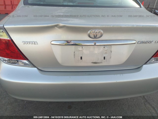 4T1BE32K95U510286 - 2005 TOYOTA CAMRY LE/XLE/SE SILVER photo 6