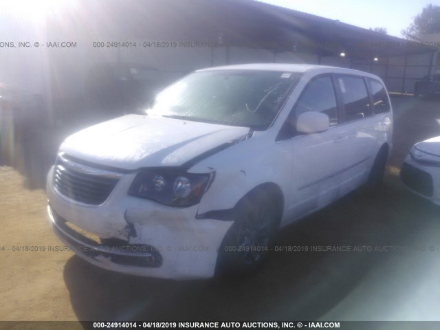 2C4RC1HGXGR233048 - 2016 CHRYSLER TOWN & COUNTRY S WHITE photo 2