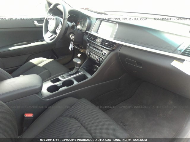 5XXGT4L34KG334648 - 2019 KIA OPTIMA LX/S GRAY photo 5