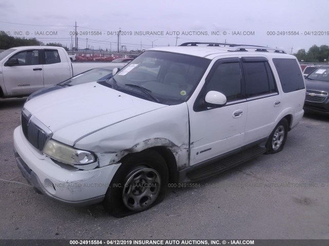 5LMEU27R82LJ01839 - 2002 LINCOLN NAVIGATOR 白色 照片 2