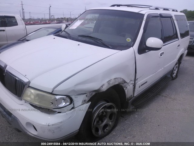 5LMEU27R82LJ01839 - 2002 LINCOLN NAVIGATOR 白色 照片 6