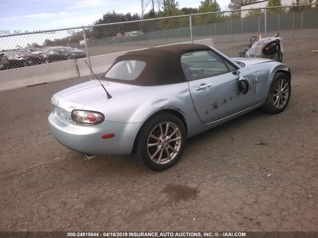 JM1NC25F980146396 - 2008 MAZDA MX-5 MIATA BLUE photo 4