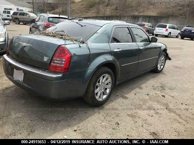 2C3JA63H55H522460 - 2005 CHRYSLER 300C GRAY photo 4