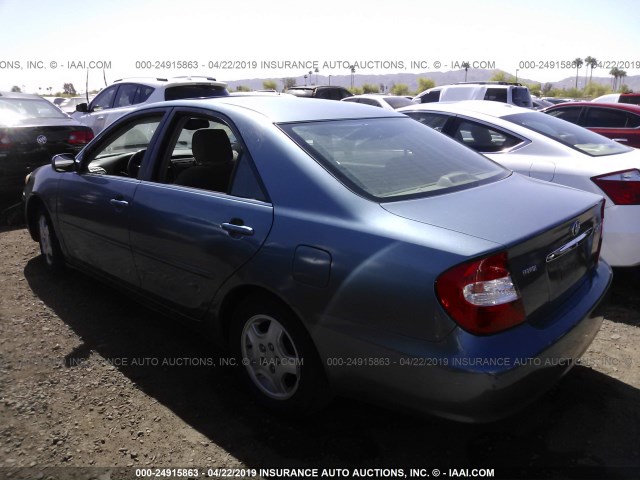 4T1BE32K32U510747 - 2002 TOYOTA CAMRY LE/XLE/SE BLUE photo 3