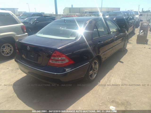 WDBRF61J62F274463 - 2002 MERCEDES-BENZ C 240 BLUE photo 4