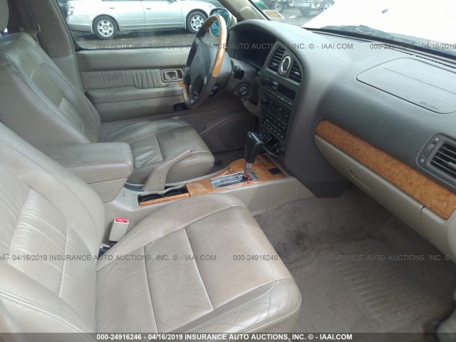 JNRDR07Y51W112035 - 2001 INFINITI QX4 GOLD photo 5