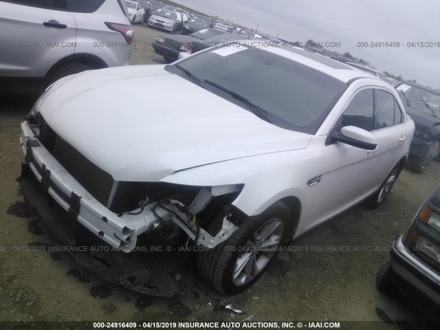 1FAHP2E87DG167399 - 2013 FORD TAURUS SEL WHITE photo 2