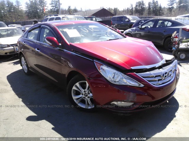 5NPEC4AC8BH305524 - 2011 HYUNDAI SONATA SE/LIMITED RED photo 1