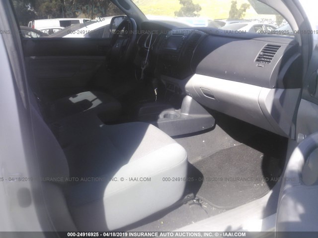 5TFNX4CN4DX020801 - 2013 TOYOTA TACOMA WHITE photo 5