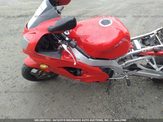 JKAZX2F162A001224 - 2002 KAWASAKI ZX900 F1 ZX-9R RED photo 5