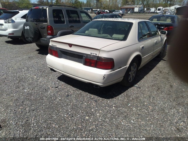 1G6KY54901U152316 - 2001 CADILLAC SEVILLE STS CREAM photo 4