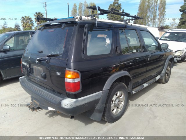 JN8AR05Y3WW279821 - 1998 NISSAN PATHFINDER LE/SE/XE BLACK photo 4