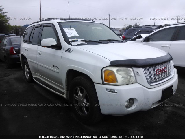 1GKET63M552386459 - 2005 GMC ENVOY DENALI WHITE photo 1