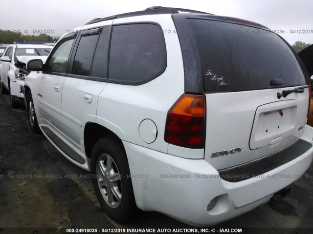 1GKET63M552386459 - 2005 GMC ENVOY DENALI WHITE photo 3