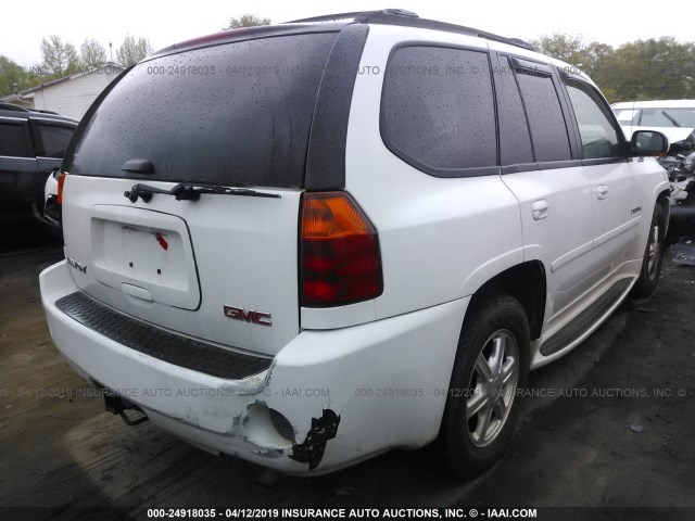 1GKET63M552386459 - 2005 GMC ENVOY DENALI WHITE photo 4