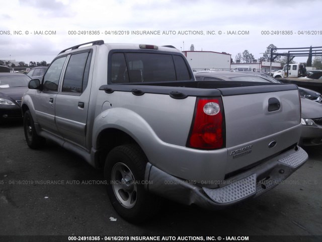 1FMZU67K64UC12045 - 2004 FORD EXPLORER SPORT TR  SILVER photo 3