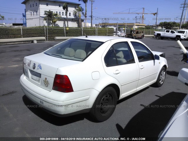 3VWSK69MX2M068539 - 2002 VOLKSWAGEN JETTA GLS WHITE photo 4