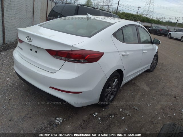 5NPD84LF9HH042229 - 2017 HYUNDAI ELANTRA SE/VALUE/LIMITED WHITE photo 4