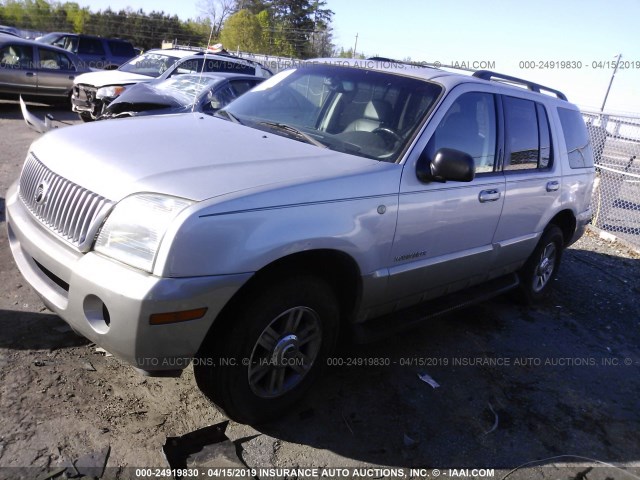 4M2DU66E72UJ16796 - 2002 MERCURY MOUNTAINEER  SILVER photo 2