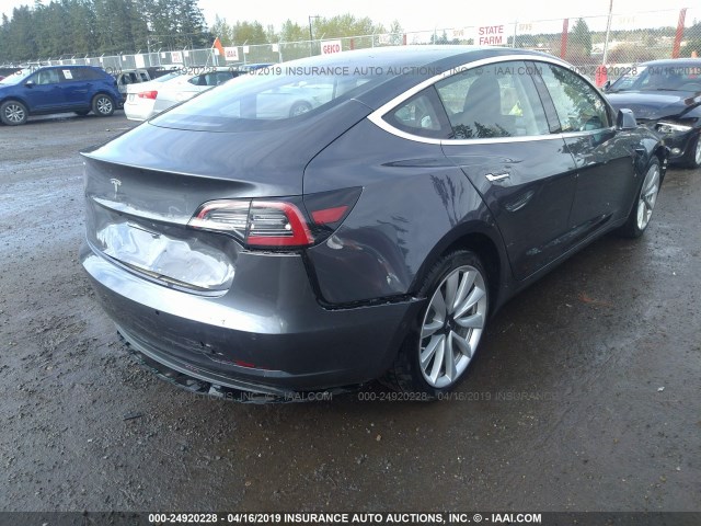 5YJ3E1EA5JF046951 - 2018 TESLA MODEL 3 GRAY photo 4