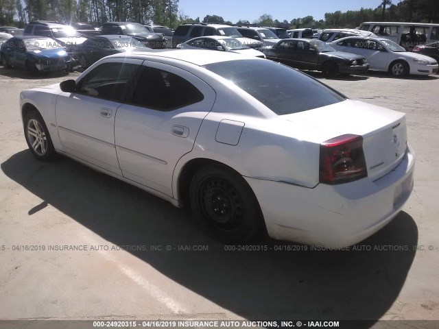 2B3KA43GX6H234237 - 2006 DODGE CHARGER SE/SXT WHITE photo 3