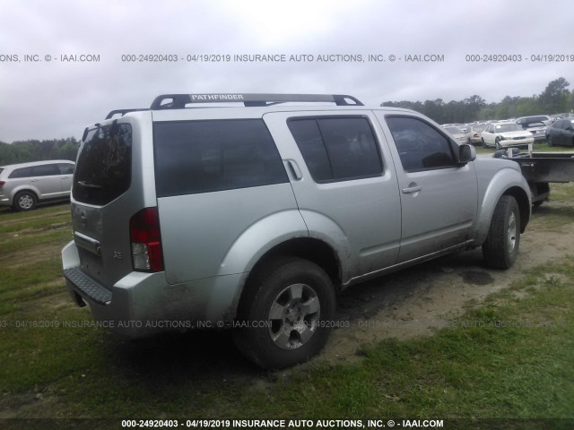 5N1AR18W16C630315 - 2006 NISSAN PATHFINDER LE/SE/XE SILVER photo 4