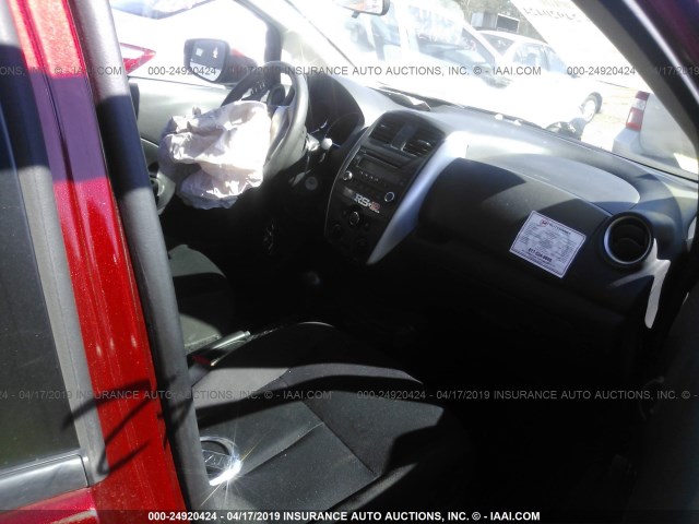 3N1CE2CP8GL409351 - 2016 NISSAN VERSA NOTE S/S PLUS/SV/SL/SR RED photo 5