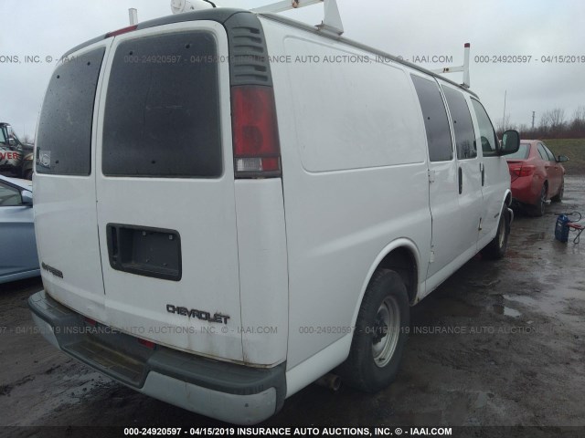 1GCEG15W6Y1117950 - 2000 CHEVROLET EXPRESS G1500  WHITE photo 4