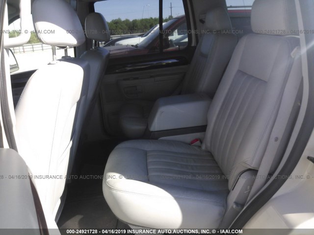 5LMEU68H55ZJ07211 - 2005 LINCOLN AVIATOR 白色 照片 8