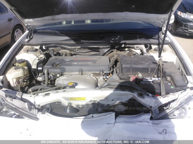 4T1BE30K45U414665 - 2005 TOYOTA CAMRY LE/XLE/SE WHITE photo 10