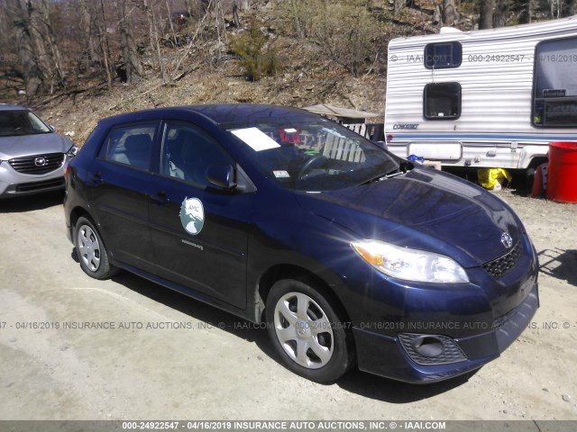2T1KU4EE3AC390415 - 2010 TOYOTA COROLLA MATRIX  BLUE photo 1