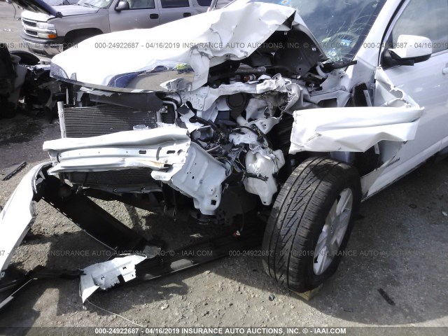 2GKALMEKXD6199198 - 2013 GMC TERRAIN SLE WHITE photo 6