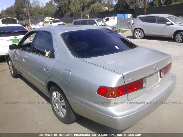 4T1BG22K51U872422 - 2001 TOYOTA CAMRY CE/LE/XLE SILVER photo 3