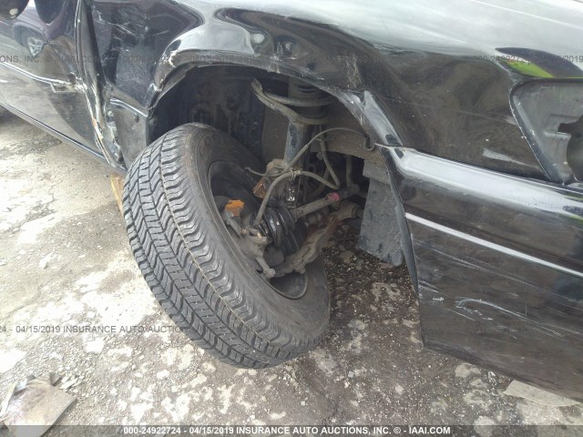 JT2BG22K7V0003072 - 1997 TOYOTA CAMRY LE/XLE Tünd mavi foto 6