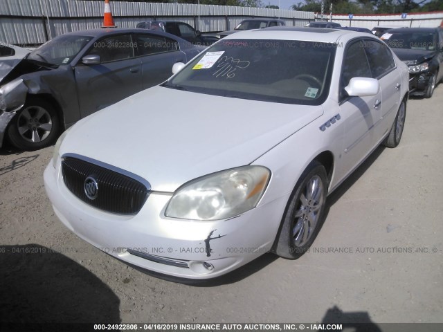 1G4HE57Y46U131295 - 2006 BUICK LUCERNE CXS WHITE photo 2
