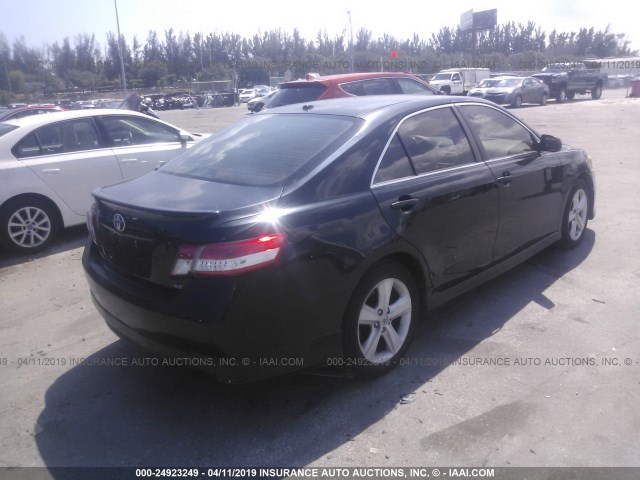 4T1BF3EK0AU543762 - 2010 TOYOTA CAMRY SE/LE/XLE BLACK photo 4