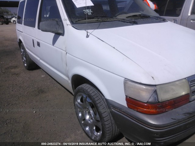 2B4GK25K2MR113696 - 1991 DODGE CARAVAN WHITE photo 6