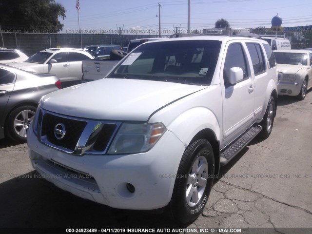 5N1AR1NN2BC622813 - 2011 NISSAN PATHFINDER S/LE/SE WHITE photo 2