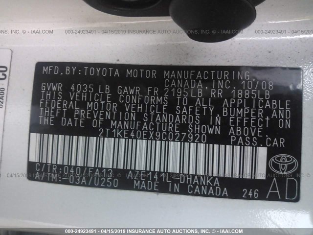 2T1KE40EX9C027920 - 2009 TOYOTA COROLLA MATRIX S WHITE photo 9