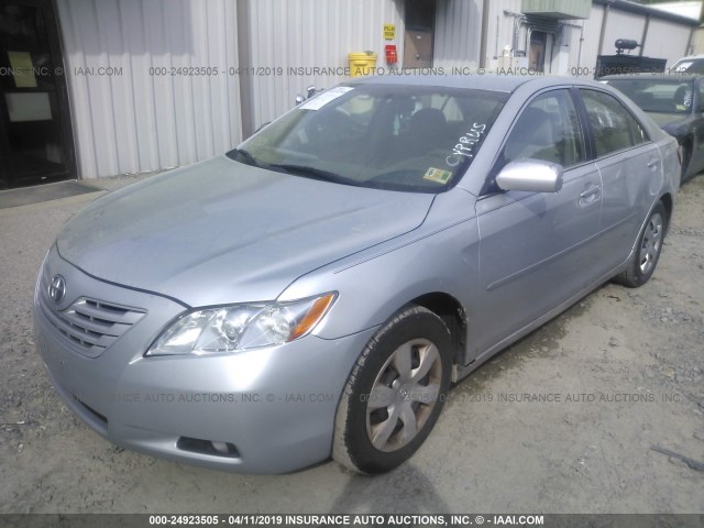 4T1BE46K47U661894 - 2007 TOYOTA CAMRY NEW GENERAT CE/LE/XLE/SE SILVER photo 2