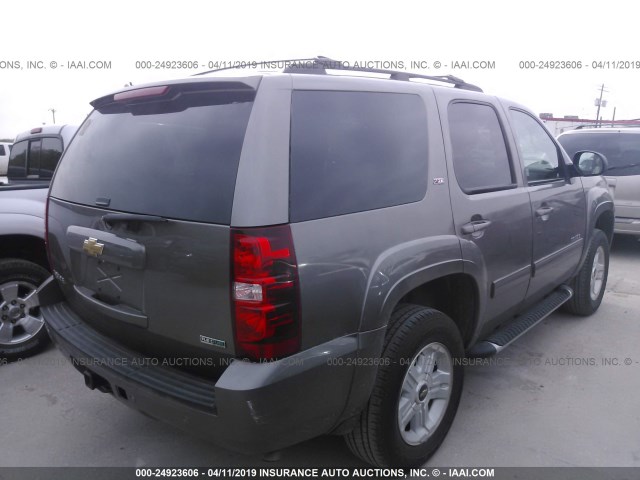 1GNSKBE08BR336542 - 2011 CHEVROLET TAHOE K1500 LT GRAY photo 4