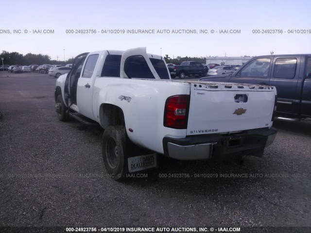 1GC4KZC84BF149528 - 2011 CHEVROLET SILVERADO K3500 WHITE photo 3