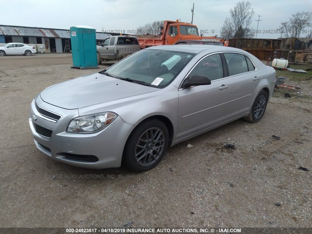 1G1ZA5E13BF366658 - 2011 CHEVROLET MALIBU LS SILVER photo 2
