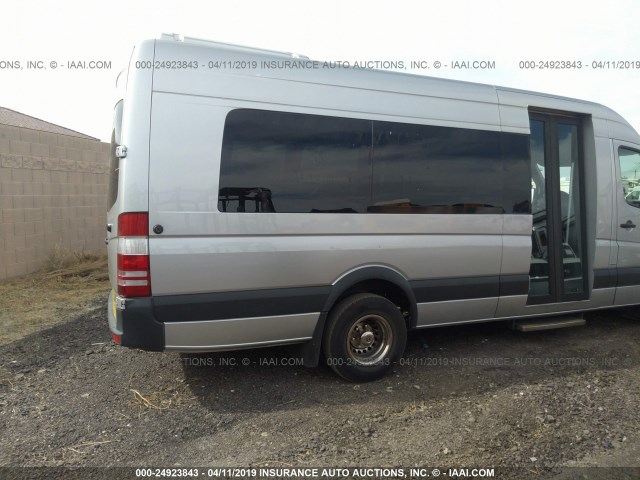 WD3PF4CC6E5925588 - 2014 MERCEDES-BENZ SPRINTER 3500 GRAY photo 7