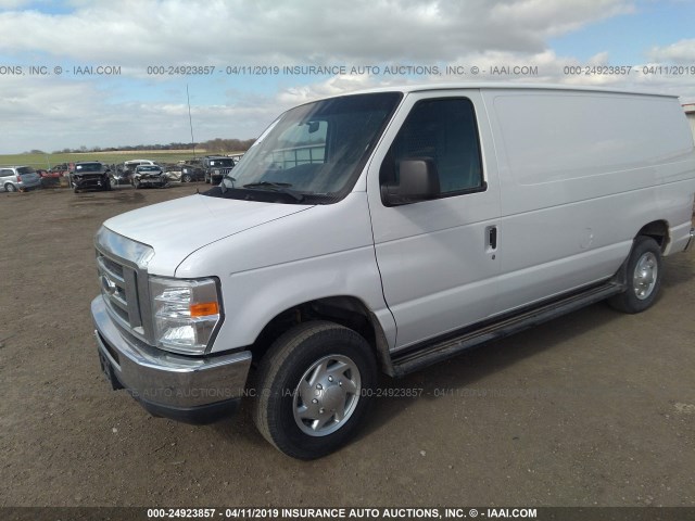 1FTNE1EW5BDA89604 - 2011 FORD ECONOLINE E150 VAN WHITE photo 2