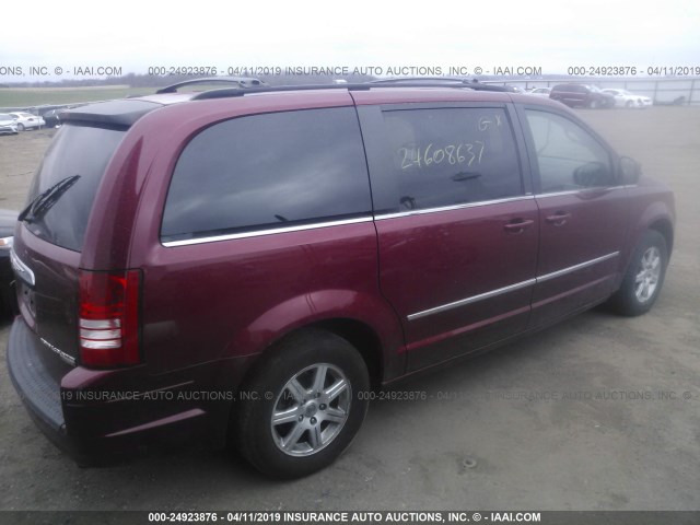 2A4RR8D19AR387275 - 2010 CHRYSLER TOWN & COUNTRY TOURING PLUS RED photo 4