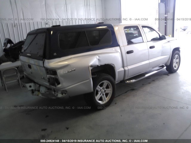 1D7HW38K78S579499 - 2008 DODGE DAKOTA SXT SILVER photo 4