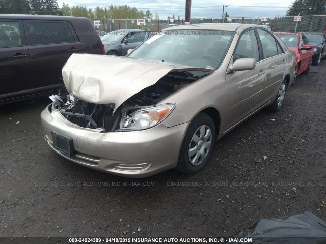 4T1BE32K52U042066 - 2002 TOYOTA CAMRY LE/XLE/SE GOLD photo 2